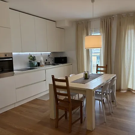 Apartment Francesco & Giulia - Attico N 11 Stazione *