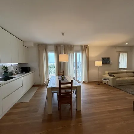 Francesco & Giulia - Attico N 11 Stazione Apartmán *